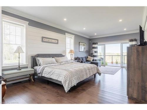 5583 Third Line, Erin, ON - Indoor Photo Showing Bedroom