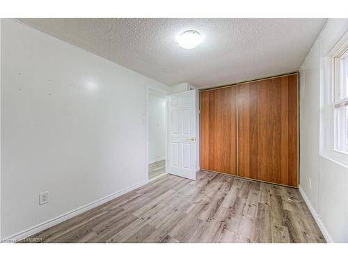 110 Gledhill Crescent, Hamilton, ON - Indoor Photo Showing Other Room