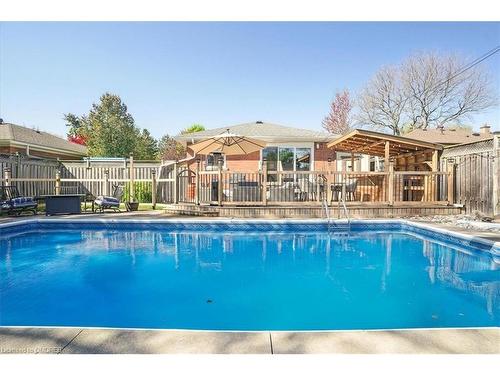 715 Drury Lane, Burlington, ON - Outdoor With In Ground Pool With Backyard
