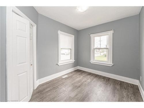 140 Gage Avenue N, Hamilton, ON - Indoor Photo Showing Other Room