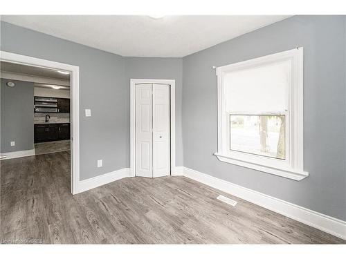 140 Gage Avenue N, Hamilton, ON - Indoor Photo Showing Other Room