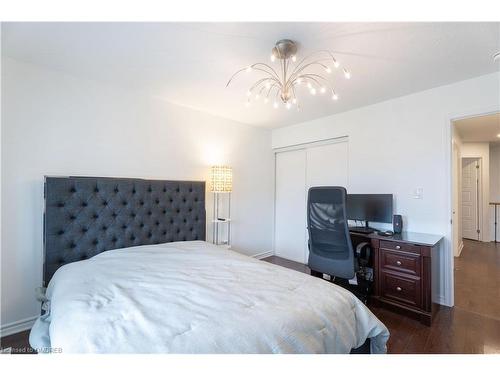 1554 Clitherow Street, Milton, ON - Indoor Photo Showing Bedroom