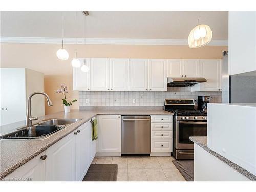 1393 Treeland Street, Burlington, ON - Indoor Photo Showing Kitchen With Stainless Steel Kitchen With Double Sink