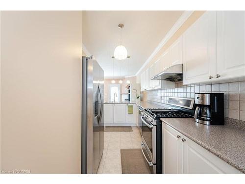 1393 Treeland Street, Burlington, ON - Indoor Photo Showing Kitchen With Stainless Steel Kitchen