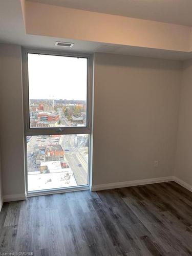 1704-60 Charles Street, Kitchener, ON - Indoor Photo Showing Other Room
