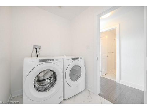 1-2273 Turnberry Road, Burlington, ON - Indoor Photo Showing Laundry Room