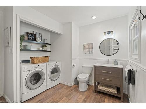 121 North Deer Lake Road, Port Sydney, ON - Indoor Photo Showing Laundry Room
