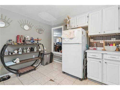 29 Nida Drive, Tiny, ON - Indoor Photo Showing Kitchen