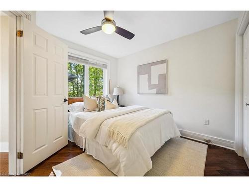 11485 First Line, Milton, ON - Indoor Photo Showing Bedroom