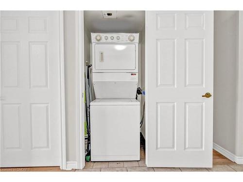 303-710 Humberwood Boulevard, Toronto, ON - Indoor Photo Showing Laundry Room