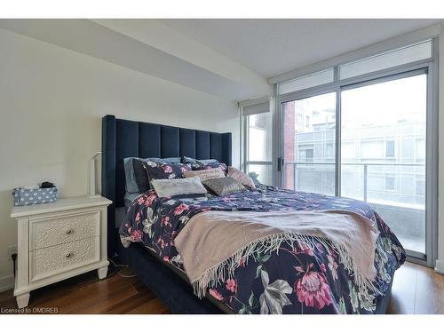 616-21 Nelson Street, Toronto, ON - Indoor Photo Showing Bedroom
