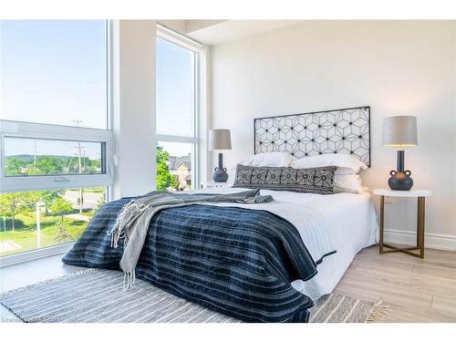 304-1050 Main Street E, Milton, ON - Indoor Photo Showing Bedroom