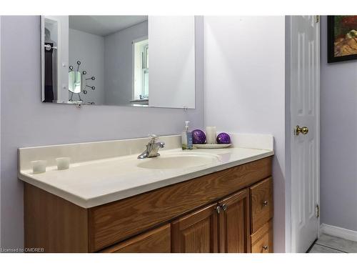 225 39Th Street S, Wasaga Beach, ON - Indoor Photo Showing Bathroom