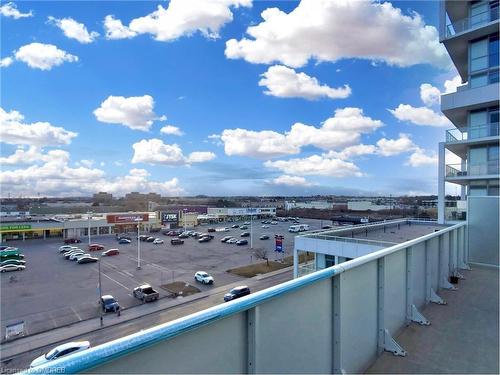 514-55 Speers Road, Oakville, ON - Outdoor With Balcony With View