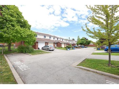 45-25 Redbury Street, Hamilton, ON - Outdoor