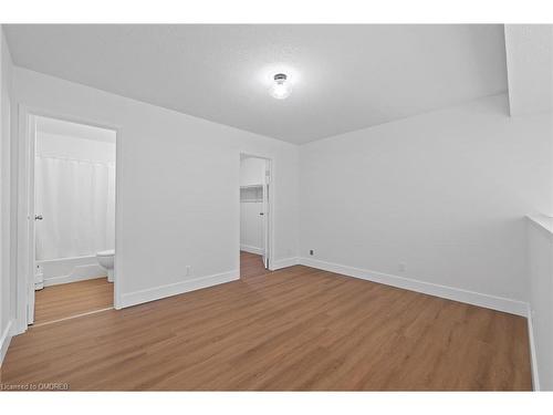 19-41 Valleyview Road, Kitchener, ON - Indoor Photo Showing Other Room