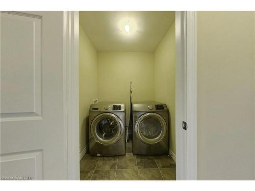 207 Eden Oak Trail Trail, Kitchener, ON - Indoor Photo Showing Laundry Room