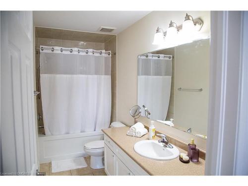 335 Gooding Crescent, Milton, ON - Indoor Photo Showing Bathroom