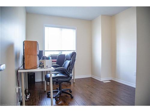 335 Gooding Crescent, Milton, ON - Indoor Photo Showing Office