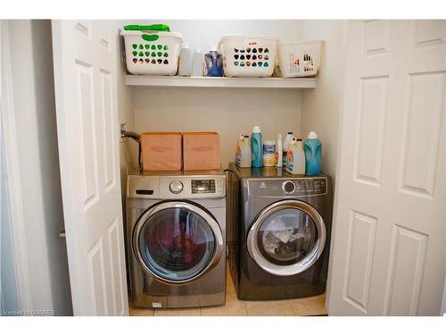 335 Gooding Crescent, Milton, ON - Indoor Photo Showing Laundry Room
