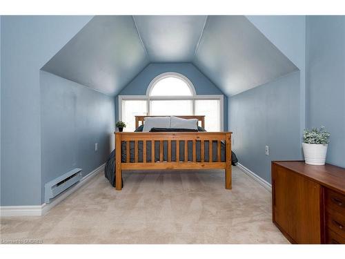 65 Springfield Boulevard, Ancaster, ON - Indoor Photo Showing Bedroom