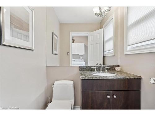2036 Kawartha Crescent, Mississauga, ON - Indoor Photo Showing Bathroom