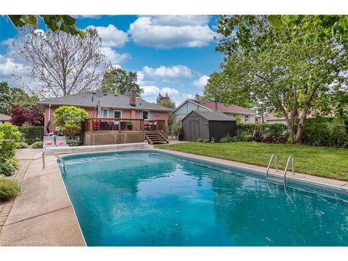 583 Taplow Crescent, Oakville, ON - Outdoor With In Ground Pool With Backyard