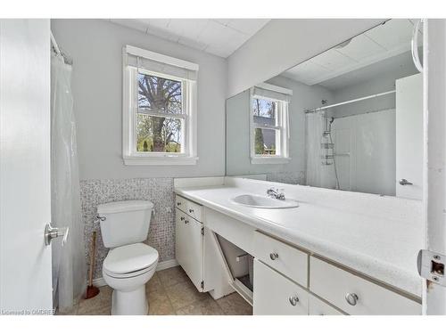 89 Bayview Drive, St. Catharines, ON - Indoor Photo Showing Bathroom
