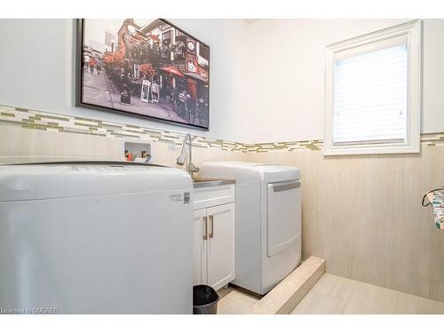 5 Rembe Avenue, Hamilton, ON - Indoor Photo Showing Laundry Room