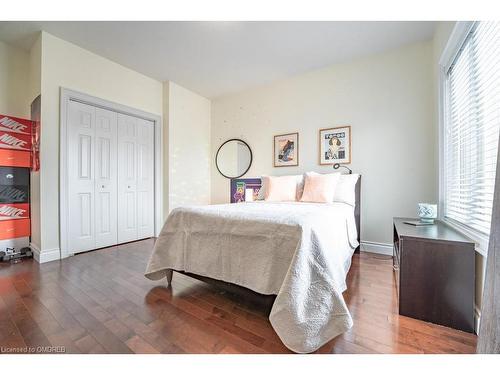 5 Rembe Avenue, Hamilton, ON - Indoor Photo Showing Bedroom