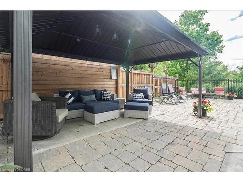 556 Parkside Drive E, Waterdown, ON - Outdoor With Deck Patio Veranda