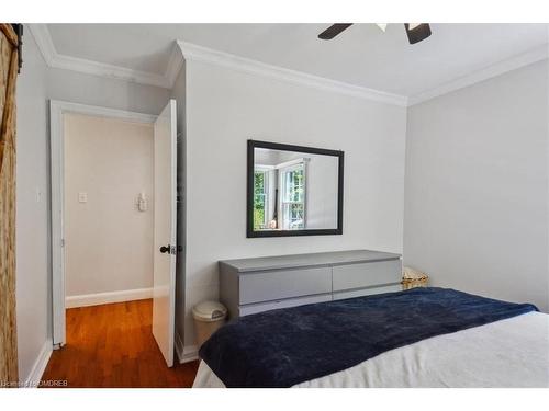 65 Mineola Road E, Mississauga, ON - Indoor Photo Showing Bedroom