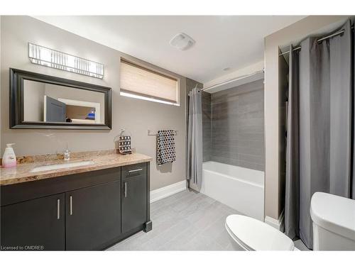 1330 Tansley Drive, Oakville, ON - Indoor Photo Showing Bathroom