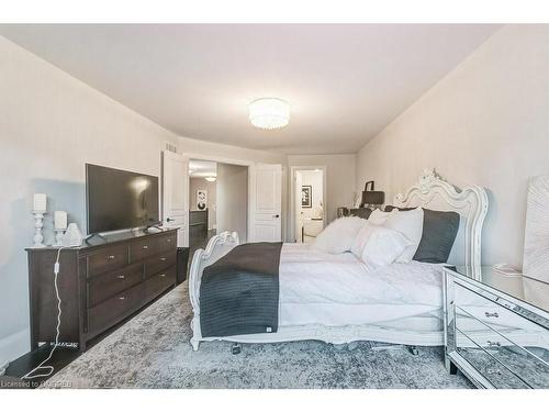 2388 Stone Glen Crescent, Oakville, ON - Indoor Photo Showing Bedroom