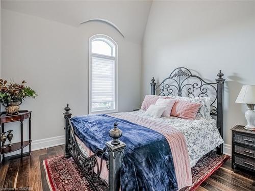 184 Dorval Drive, Oakville, ON - Indoor Photo Showing Bedroom
