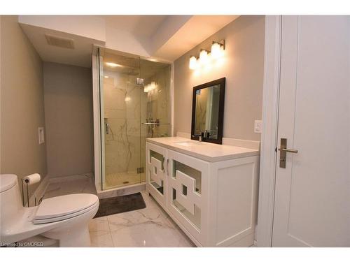623 Weynway Court, Oakville, ON - Indoor Photo Showing Bathroom