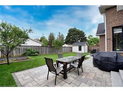 623 Weynway Court, Oakville, ON - Outdoor With Exterior