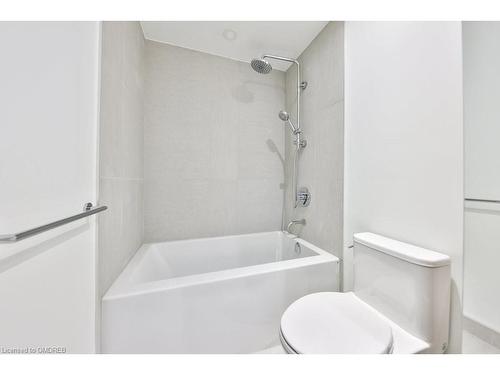 412-28 Ann Street, Mississauga, ON - Indoor Photo Showing Bathroom
