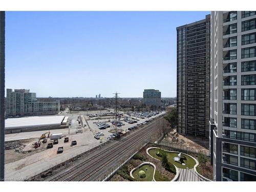 910-7 Mabelle Avenue Avenue, Etobicoke, ON - Outdoor With View