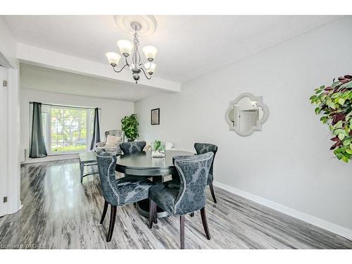 122 Stewart Street, Oakville, ON - Indoor Photo Showing Dining Room