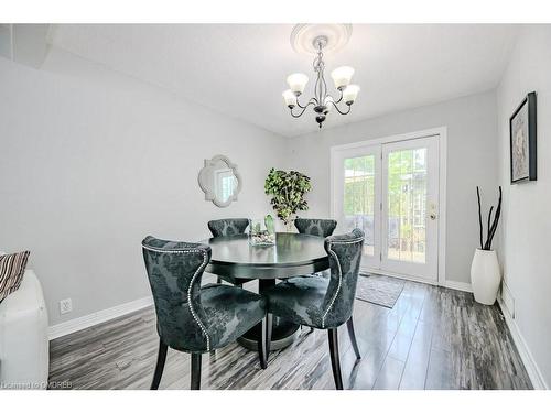 122 Stewart Street, Oakville, ON - Indoor Photo Showing Dining Room