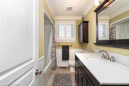 156 Wakefield Road, Milton, ON - Indoor Photo Showing Bathroom