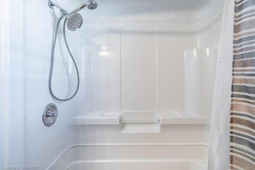 156 Wakefield Road, Milton, ON - Indoor Photo Showing Bathroom