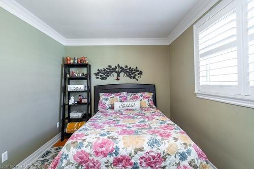 156 Wakefield Road, Milton, ON - Indoor Photo Showing Bedroom