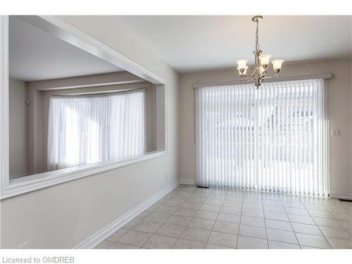 2332 Awenda Drive, Oakville, ON - Indoor Photo Showing Other Room