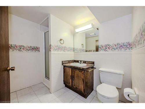 28 Mapes Avenue, Hamilton, ON - Indoor Photo Showing Bathroom