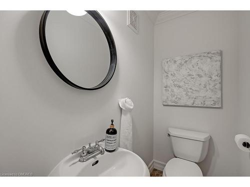 5112 Bayfield Crescent, Burlington, ON - Indoor Photo Showing Bathroom