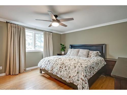 5112 Bayfield Crescent, Burlington, ON - Indoor Photo Showing Bedroom