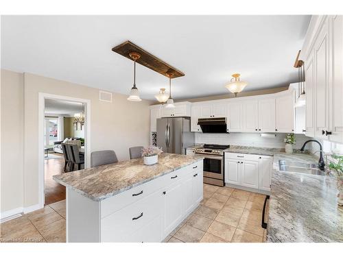 24 Kipling Drive, Belleville, ON - Indoor Photo Showing Kitchen With Double Sink With Upgraded Kitchen