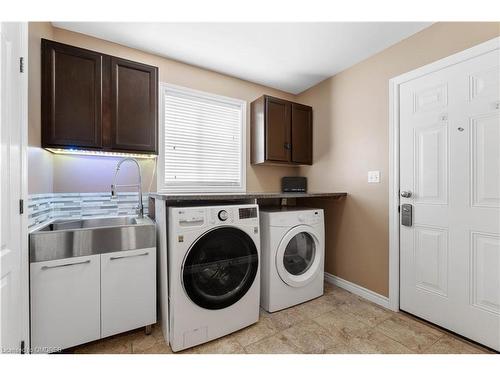 24 Kipling Drive, Belleville, ON - Indoor Photo Showing Laundry Room